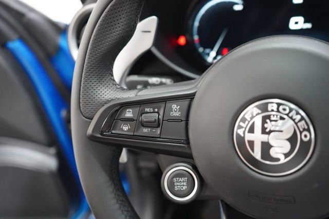 New 2025 Alfa Romeo Giulia AWD image 21