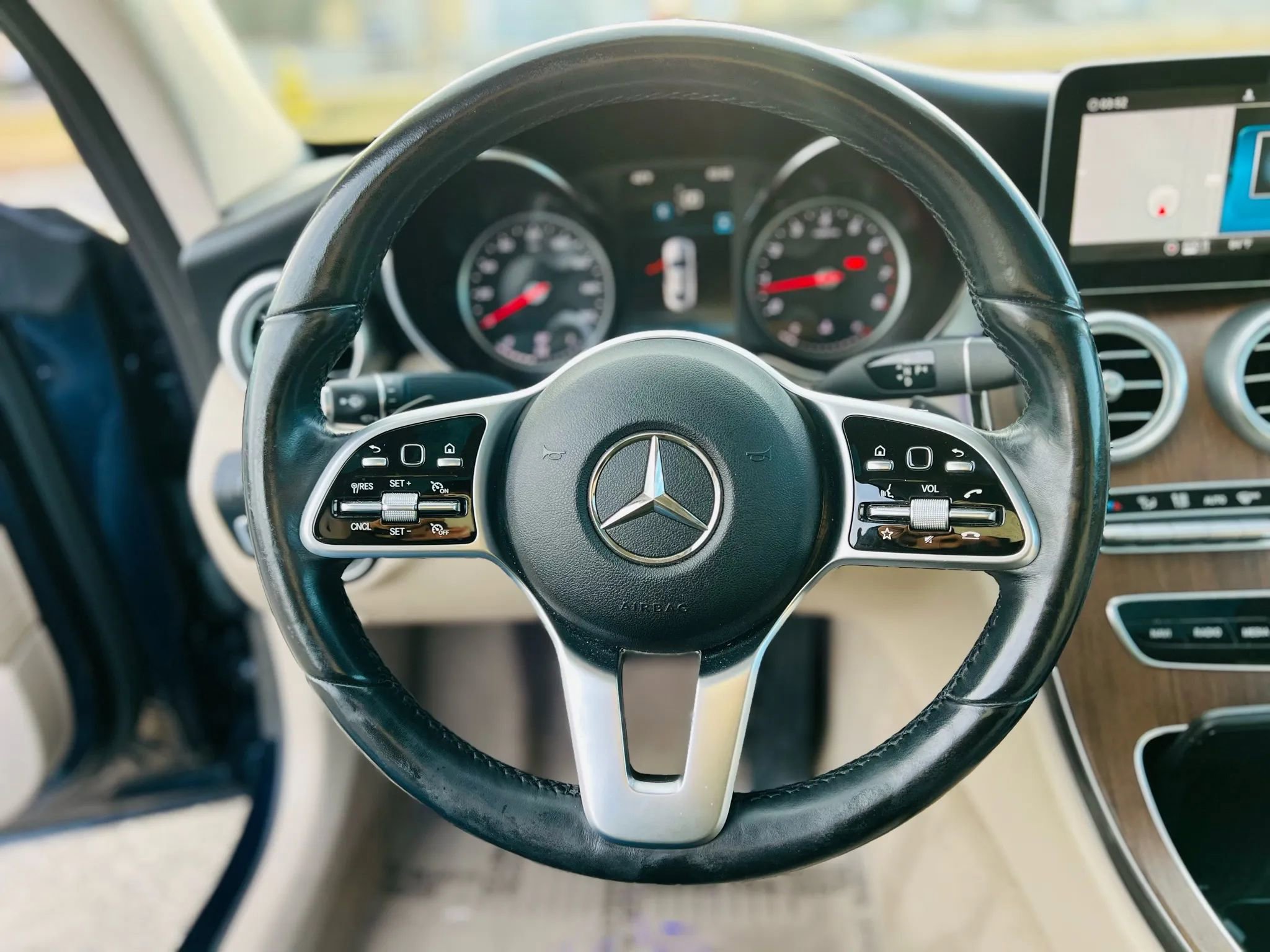 Used 2019 Mercedes-Benz C 300 4MATIC Coupe image 25