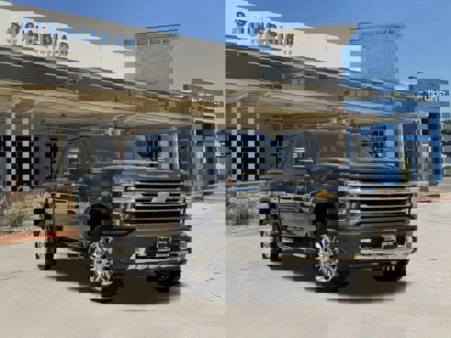 Used 2022 Chevrolet Silverado 2500 High Country image 2