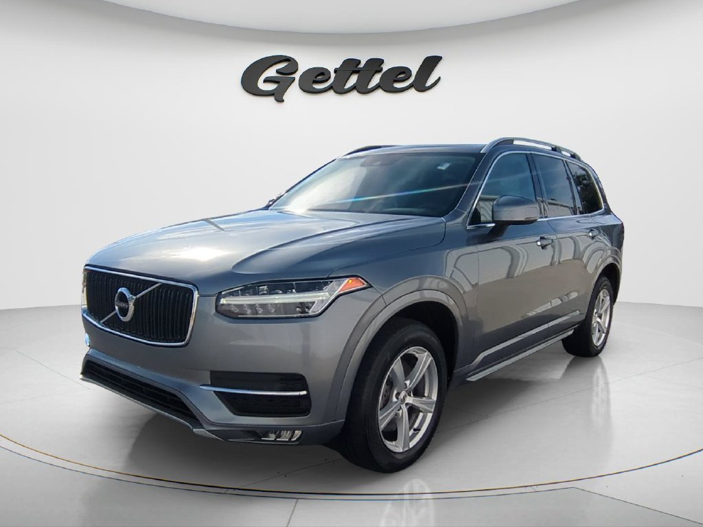 Used 2017 Volvo XC90 T5 Momentum AWD/4WD image 1