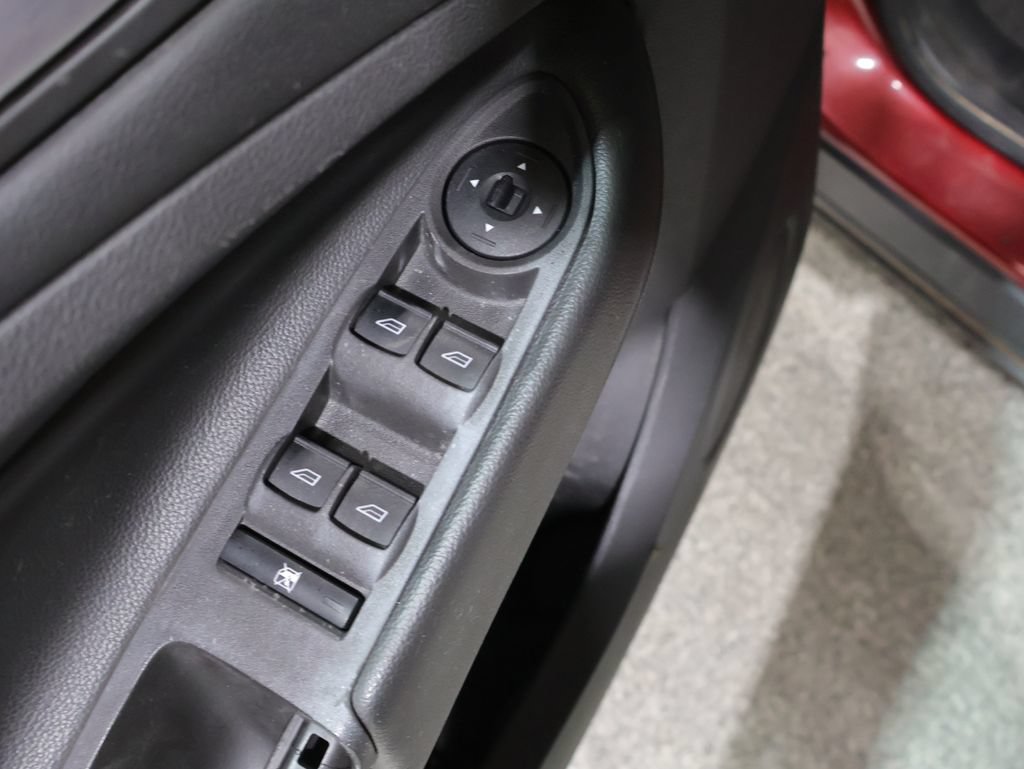 Used 2014 Ford Escape SE w/ Equipment Group 201A AWD/4WD image 14