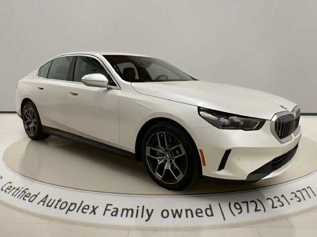 Used 2026 BMW 530i RWD image 7