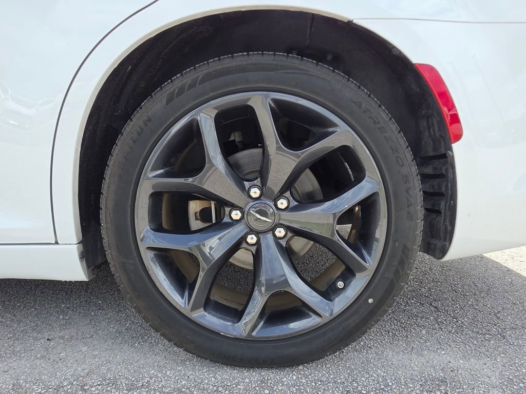 Used 2023 Chrysler 300 S image 15