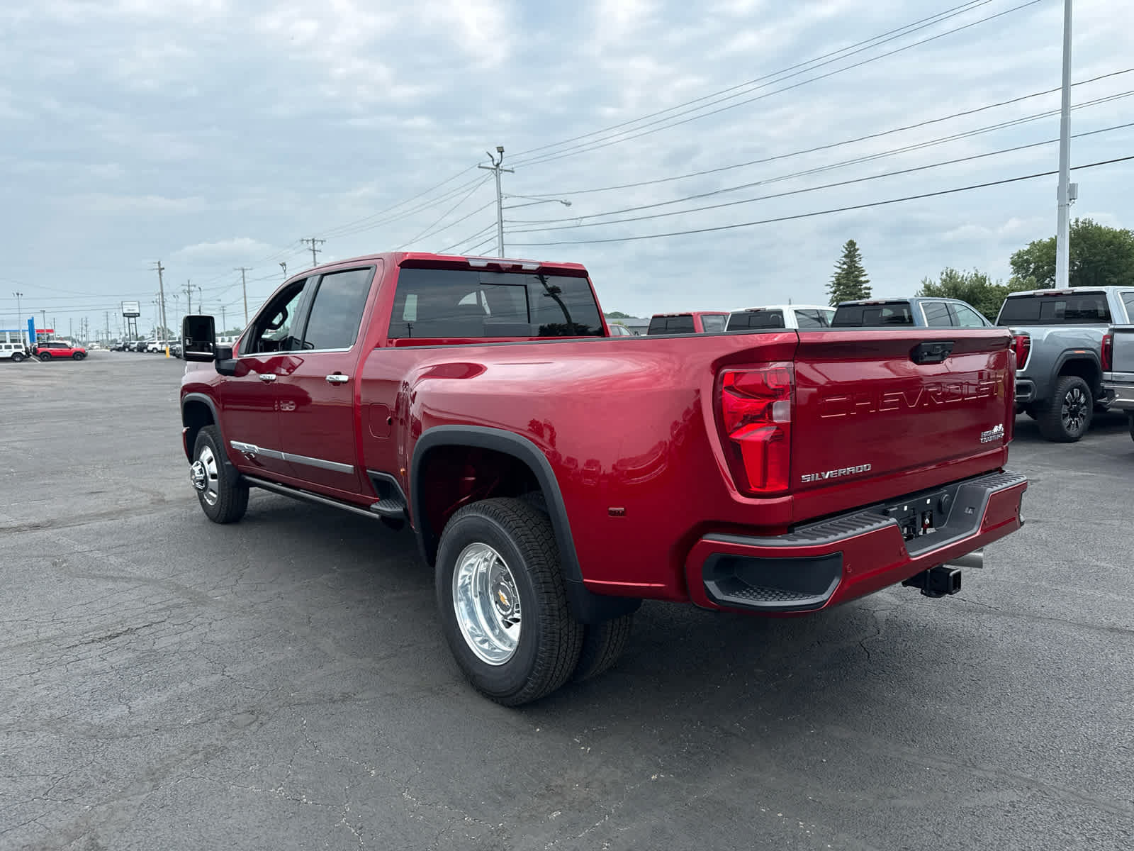 New 2026 Chevrolet Silverado 3500 High Country w/ High Country Premium Package AWD/4WD image 3