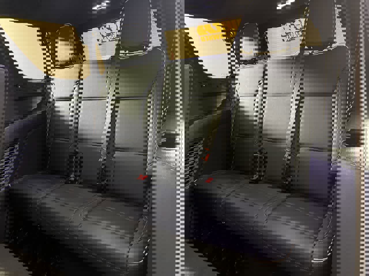 Used 2024 GMC Yukon SLT image 26