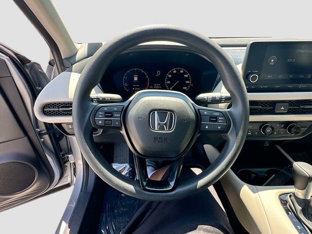 Used 2024 Honda HR-V LX image 10