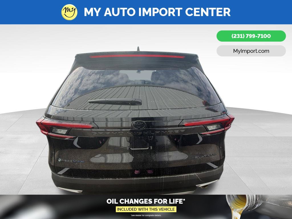 Used 2025 Toyota Grand Highlander AWD Hybrid image 5