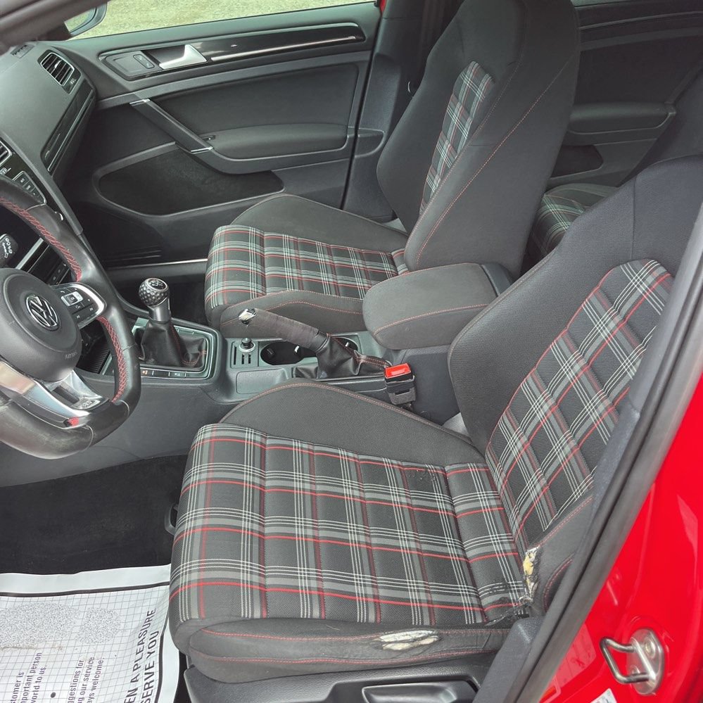 Used 2016 Volkswagen GTI S FWD image 7