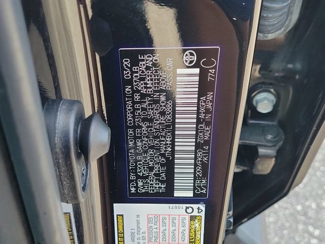 Used 2020 Toyota C-HR XLE FWD image 26
