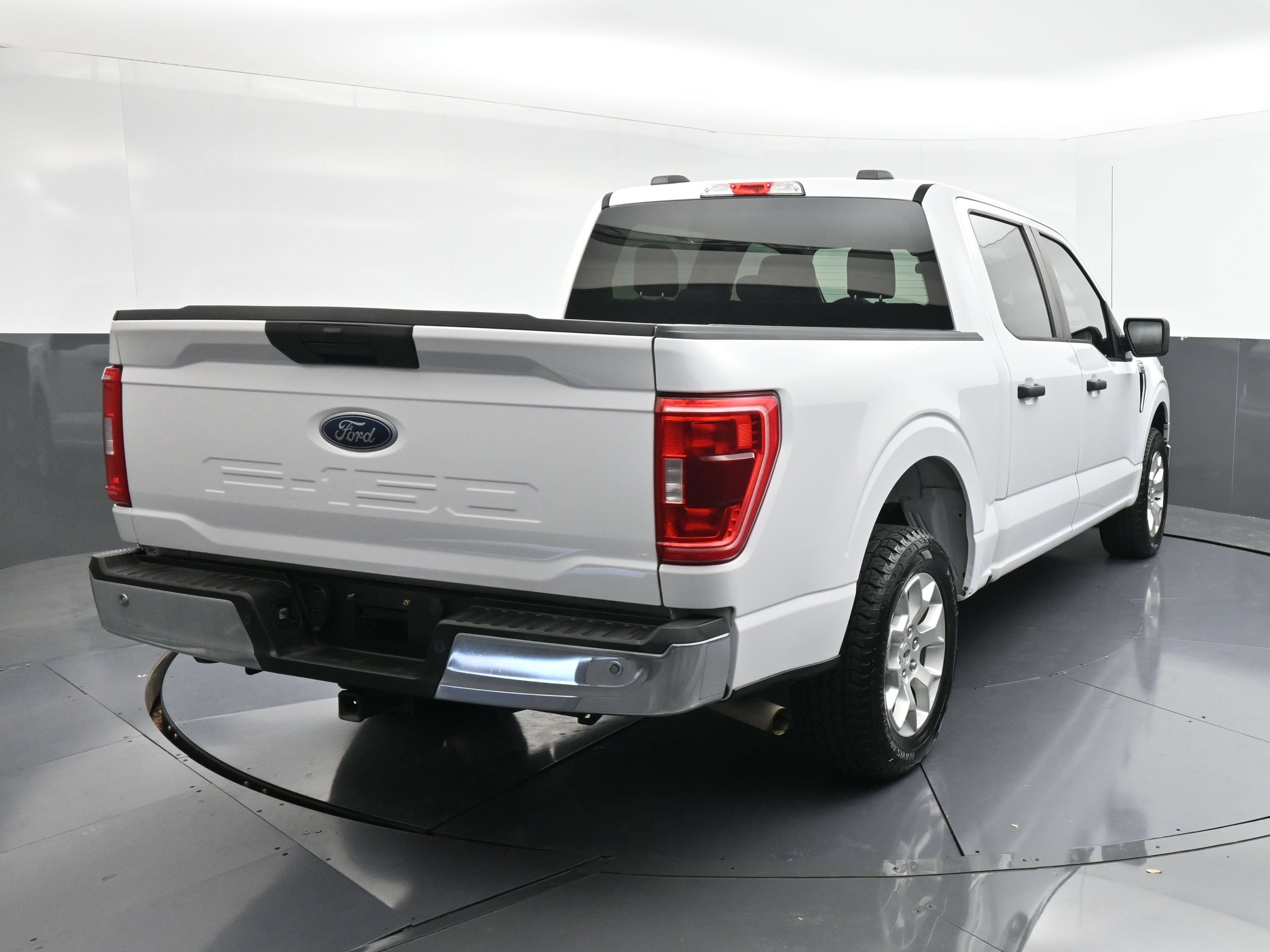 Used 2021 Ford F150 XLT RWD image 8