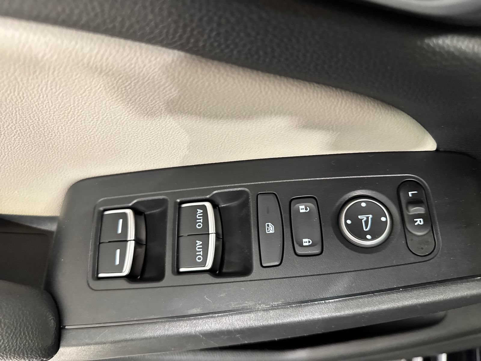 Certified 2023 Honda Civic EX-L image 19