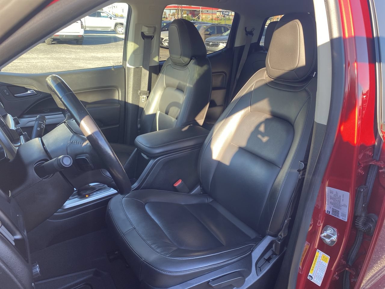 Used 2022 Chevrolet Colorado LT w/ Luxury Package RWD image 18