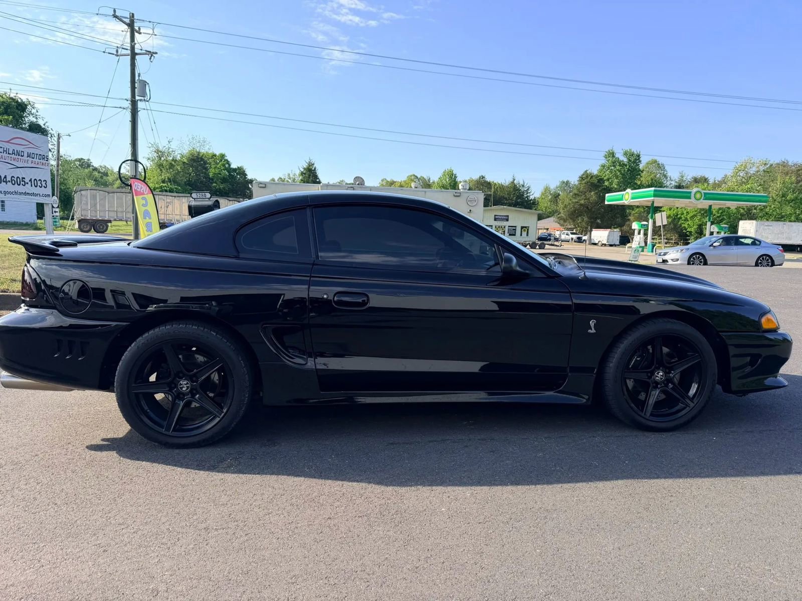 Used 1998 Ford Mustang Cobra RWD image 8
