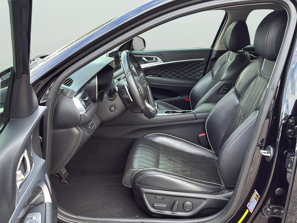 Used 2020 Genesis G70 2.0T w/ Prestige Package image 12