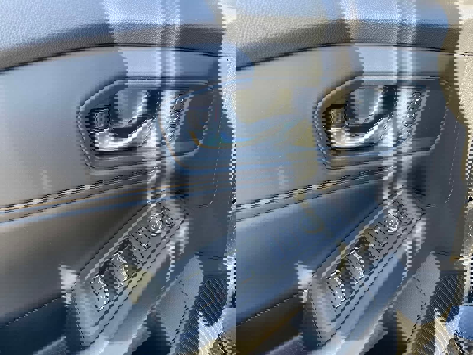 Used 2024 Honda Accord EX-L image 18