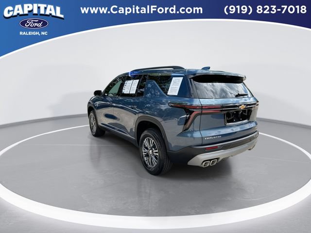 Used 2026 Chevrolet Traverse LT w/ Driver Confidence Package FWD image 6