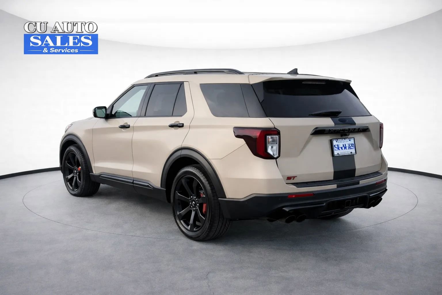 Used 2022 Ford Explorer ST w/ Equipment Group 401A image 4