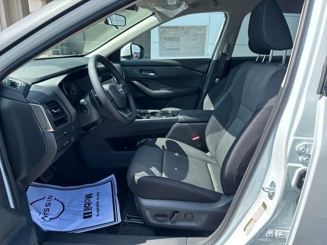 New 2026 Nissan Rogue SV image 9