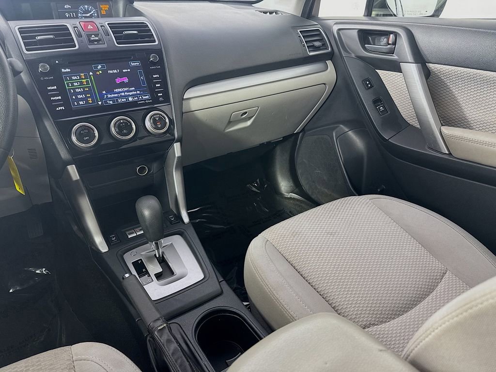 Used 2017 Subaru Forester 2.5i Premium w/ All-Weather Package image 28