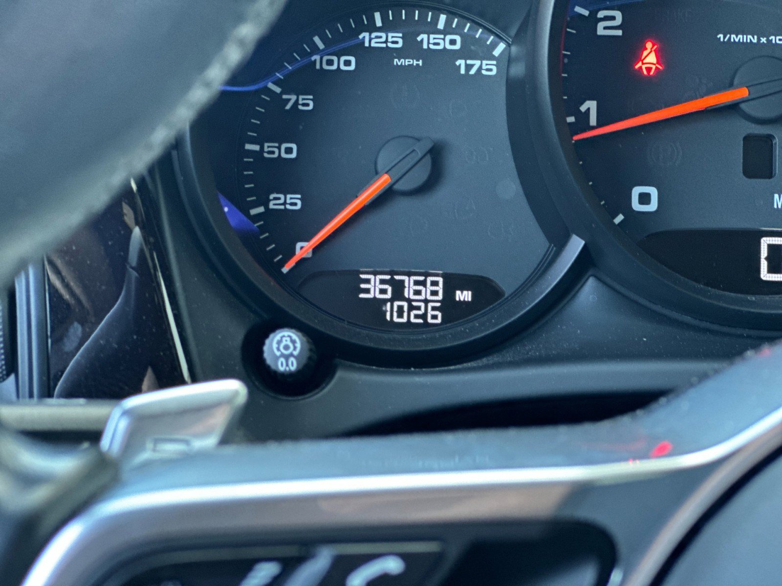 Certified 2021 Porsche Macan AWD/4WD image 25