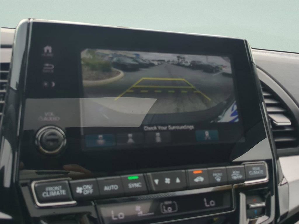 Certified 2024 Honda Odyssey Touring image 18