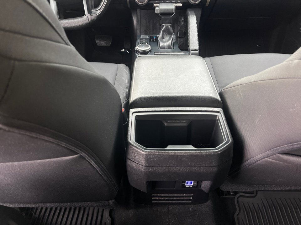 Certified 2025 Toyota Tacoma SR5 image 38