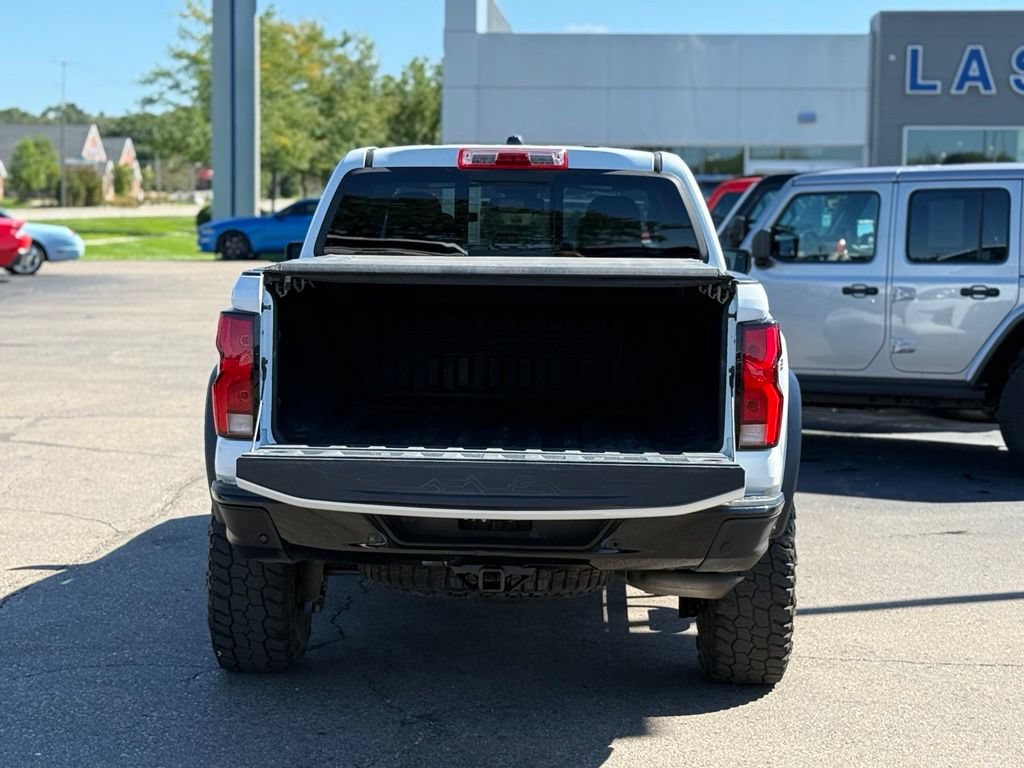 Used 2023 Chevrolet Colorado ZR2 w/ ZR2 Convenience Package III AWD/4WD image 34