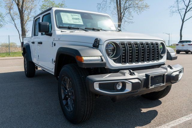 New 2026 Jeep Gladiator Sport AWD/4WD image 4