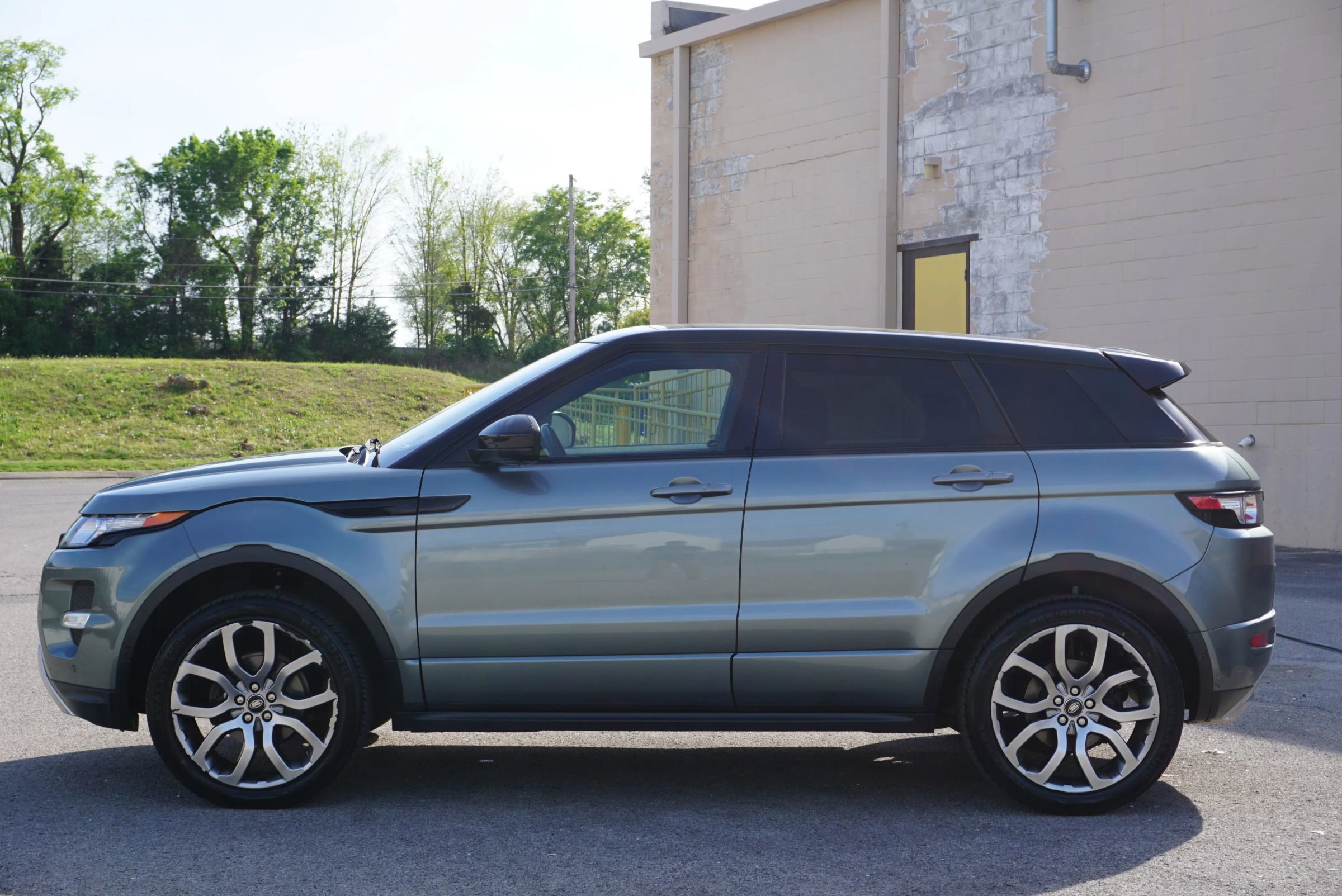 Used 2015 Land Rover Range Rover Evoque Dynamic AWD/4WD image 10