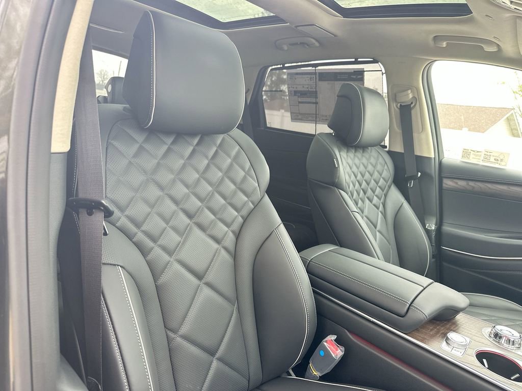 Used 2025 Genesis GV80 3.5T Prestige image 51