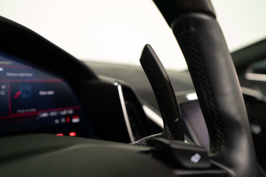 Used 2024 Ferrari Roma Spider image 36