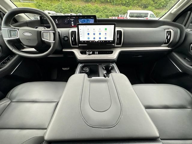 New 2026 Ford Expedition Active AWD/4WD image 23