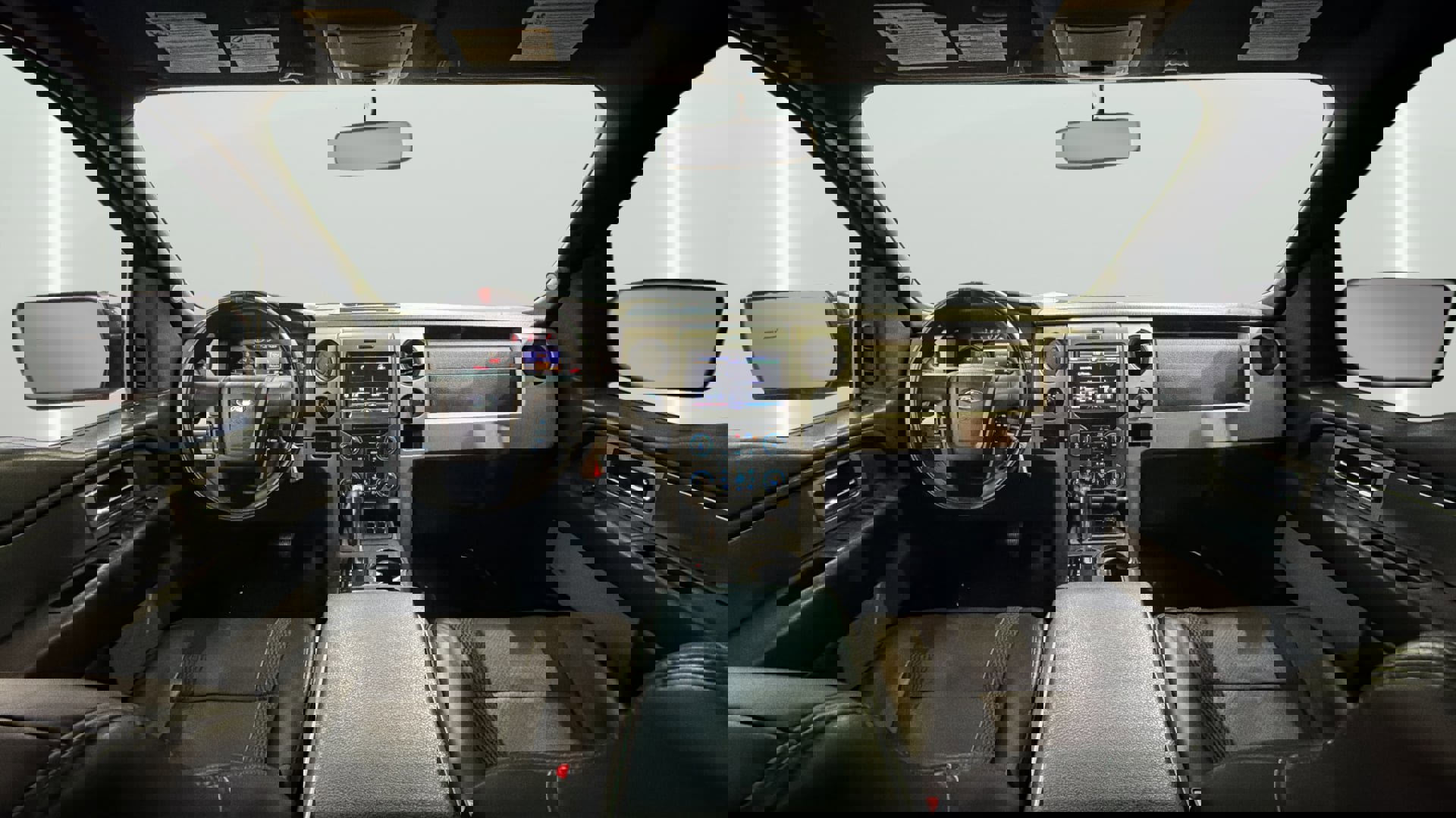 Used 2013 Ford F150 Raptor w/ Luxury Equipment Group image 31