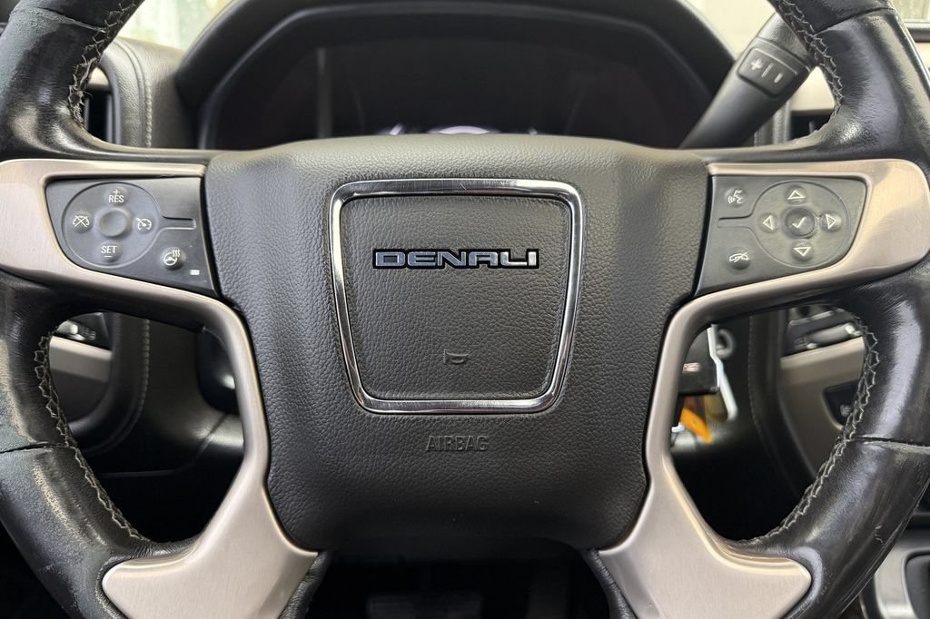 Used 2015 GMC Sierra 2500 Denali w/ Suspension Package, Off-Road AWD/4WD image 22
