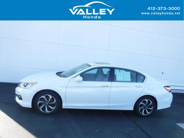 Used 2017 Honda Accord EX-L image 2