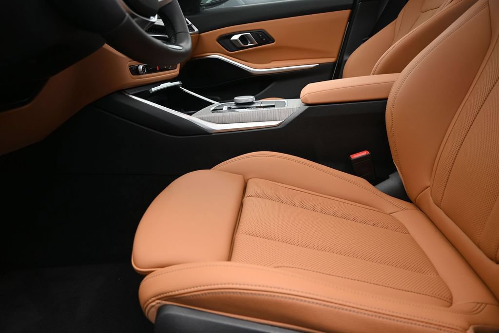 Certified 2026 BMW 330i Sedan RWD image 13