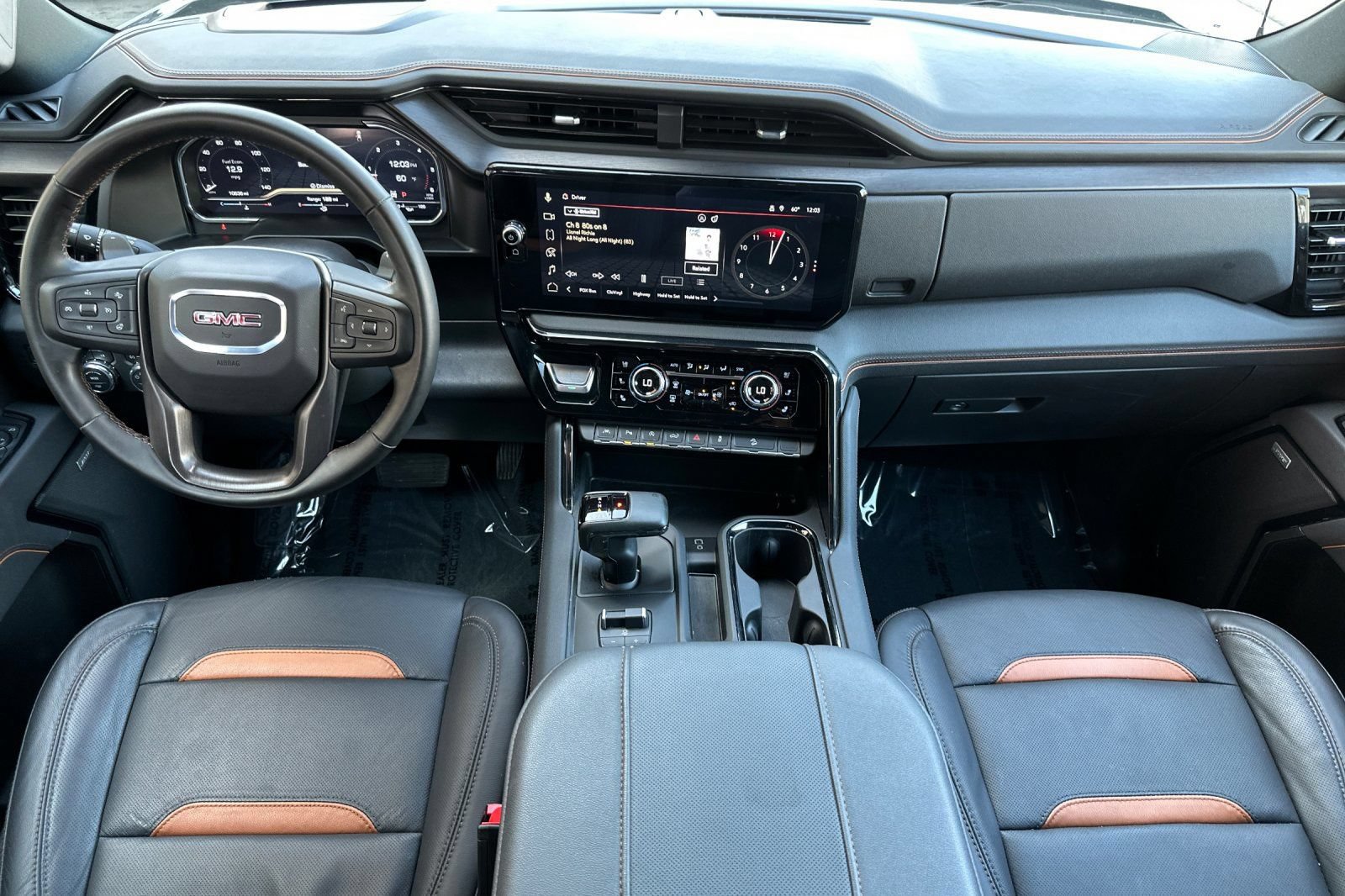 Certified 2025 GMC Sierra 1500 AT4 w/ AT4 Premium Package AWD/4WD image 14
