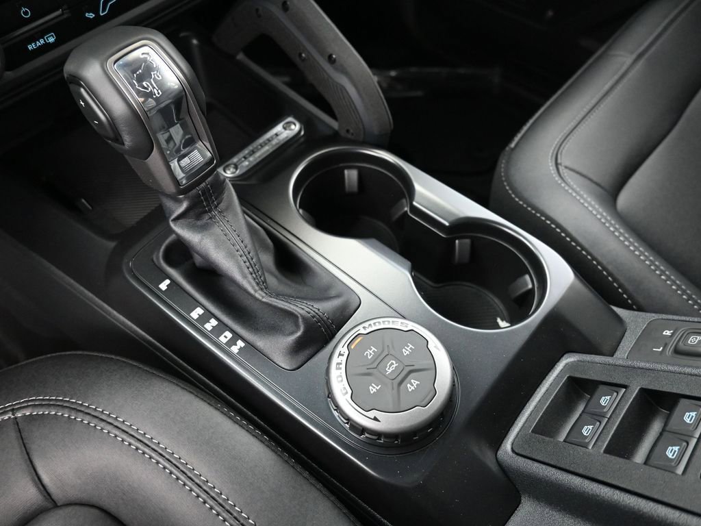 New 2025 Ford Bronco Badlands image 32