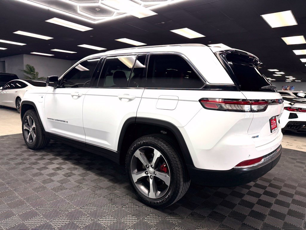 Used 2022 Jeep Grand Cherokee Limited 4xe AWD/4WD image 9