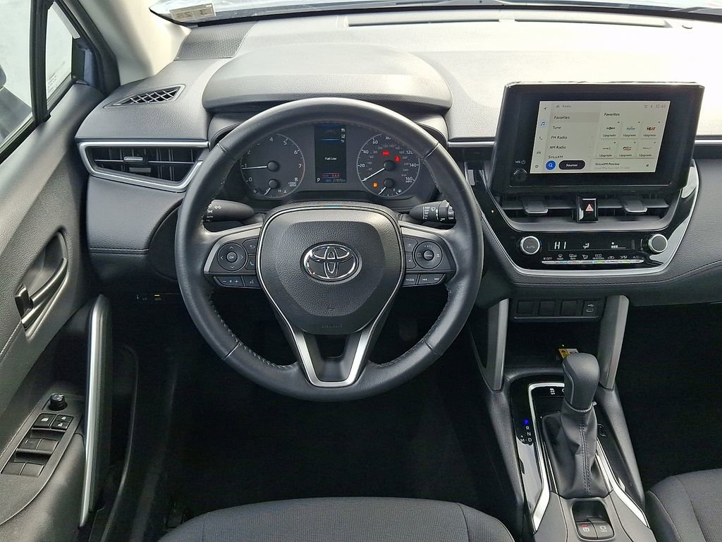 Used 2023 Toyota Corolla Cross LE image 11