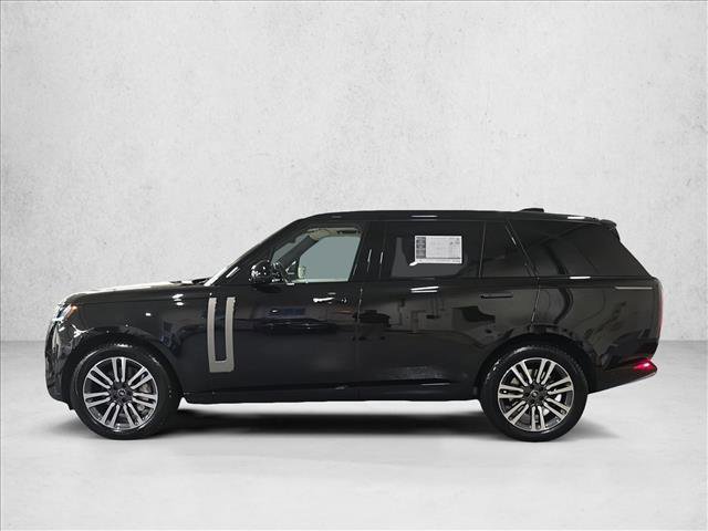 Used 2023 Land Rover Range Rover Long Wheelbase SE AWD/4WD image 8