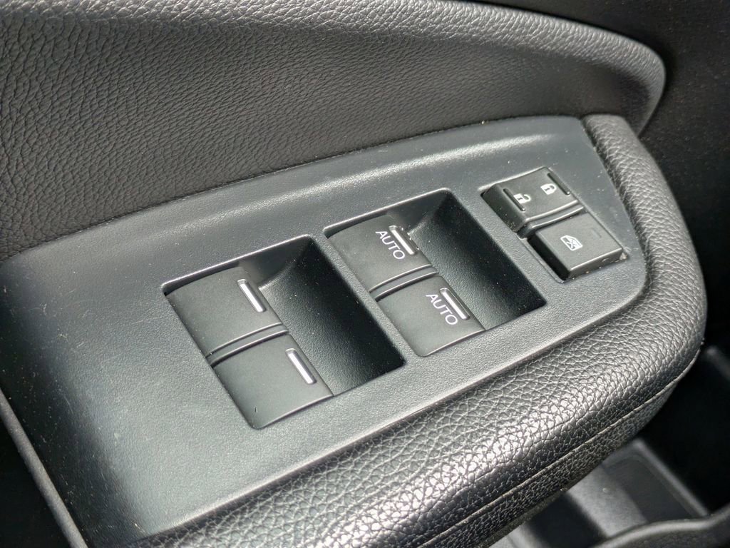 Used 2022 Honda Pilot Special Edition image 23