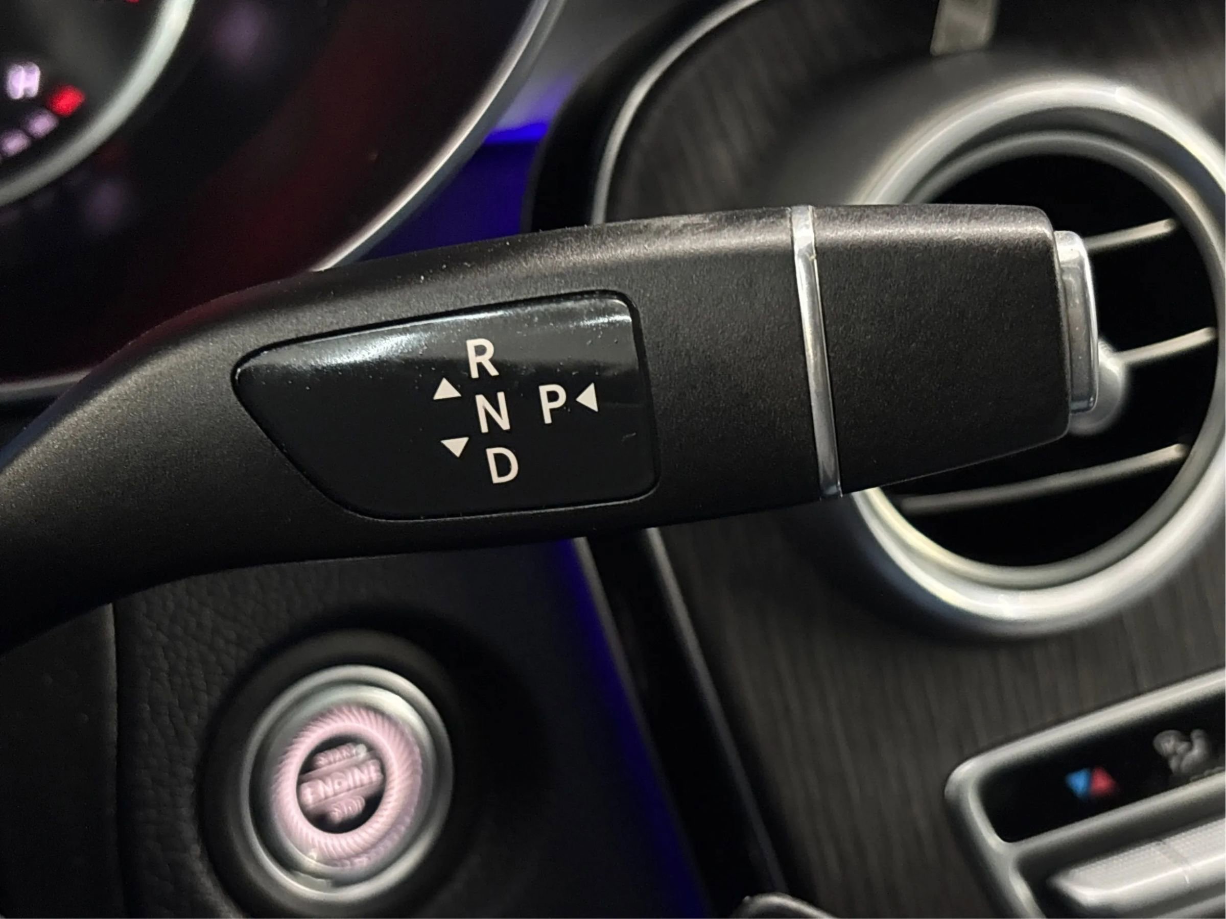 Used 2020 Mercedes-Benz GLC 300 4MATIC image 46