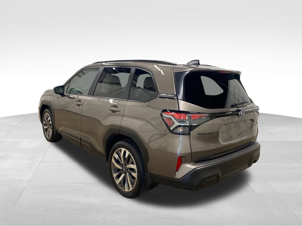 Certified 2025 Subaru Forester Touring AWD/4WD video 2