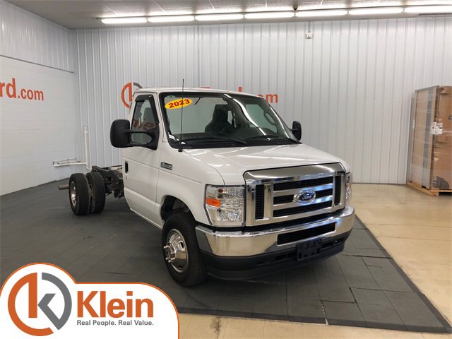 Used 2023 Ford E-350 and Econoline 350 Super Duty w/ Power Windows & Locks Group