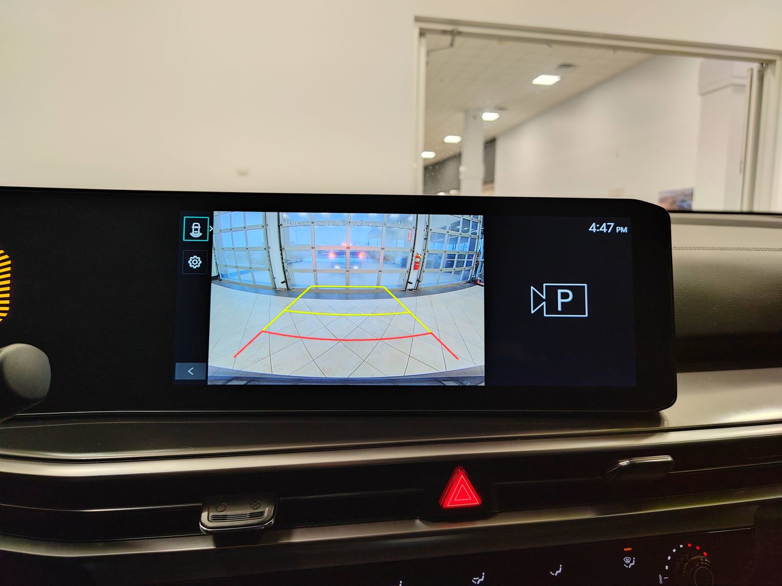 Used 2025 Kia Sorento LX image 33