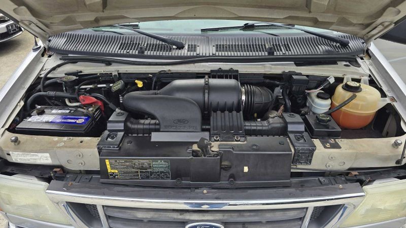 Used 2006 Ford E-150 and Econoline 150 RWD image 33