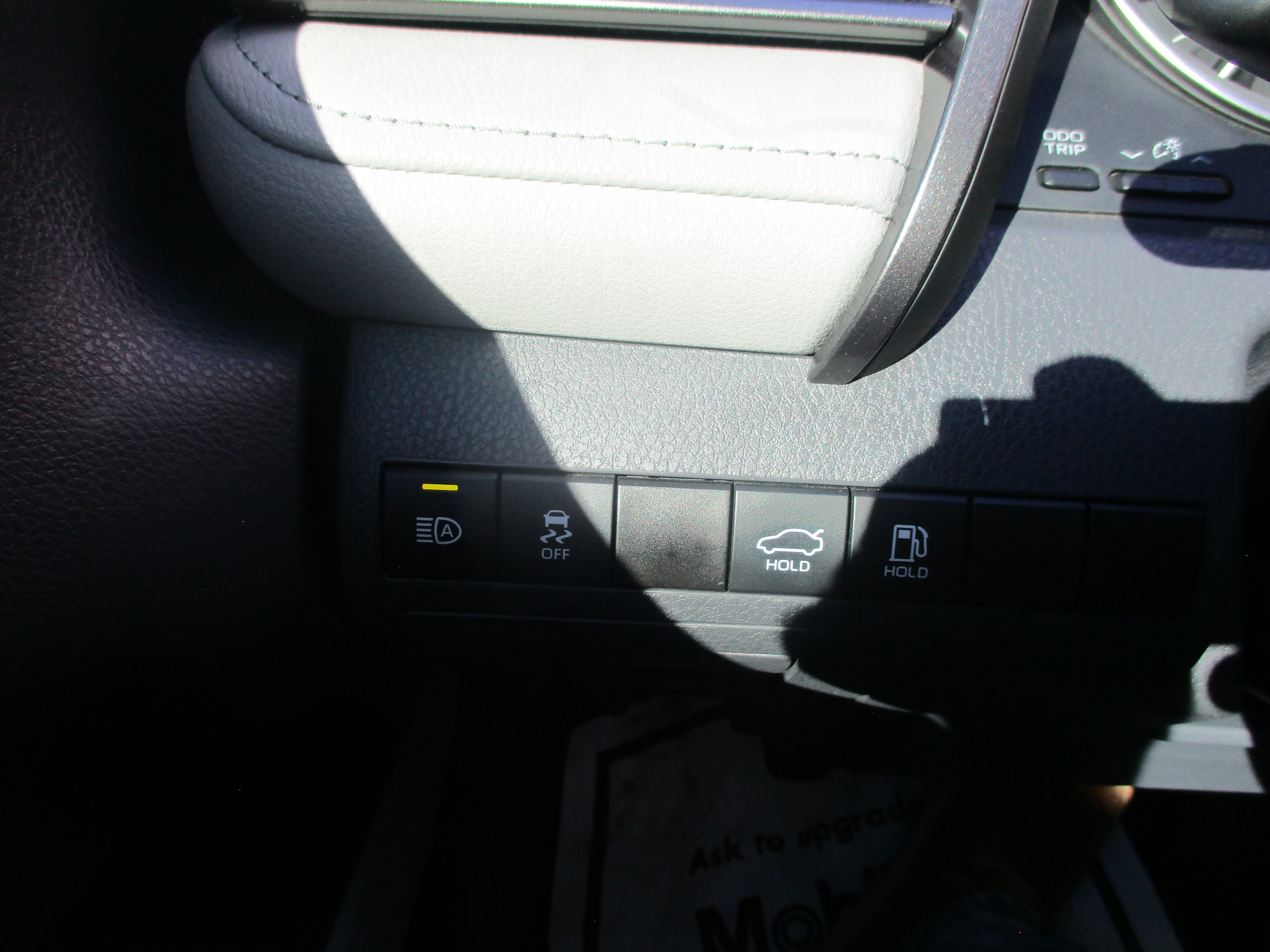 Used 2023 Toyota Camry LE FWD image 12