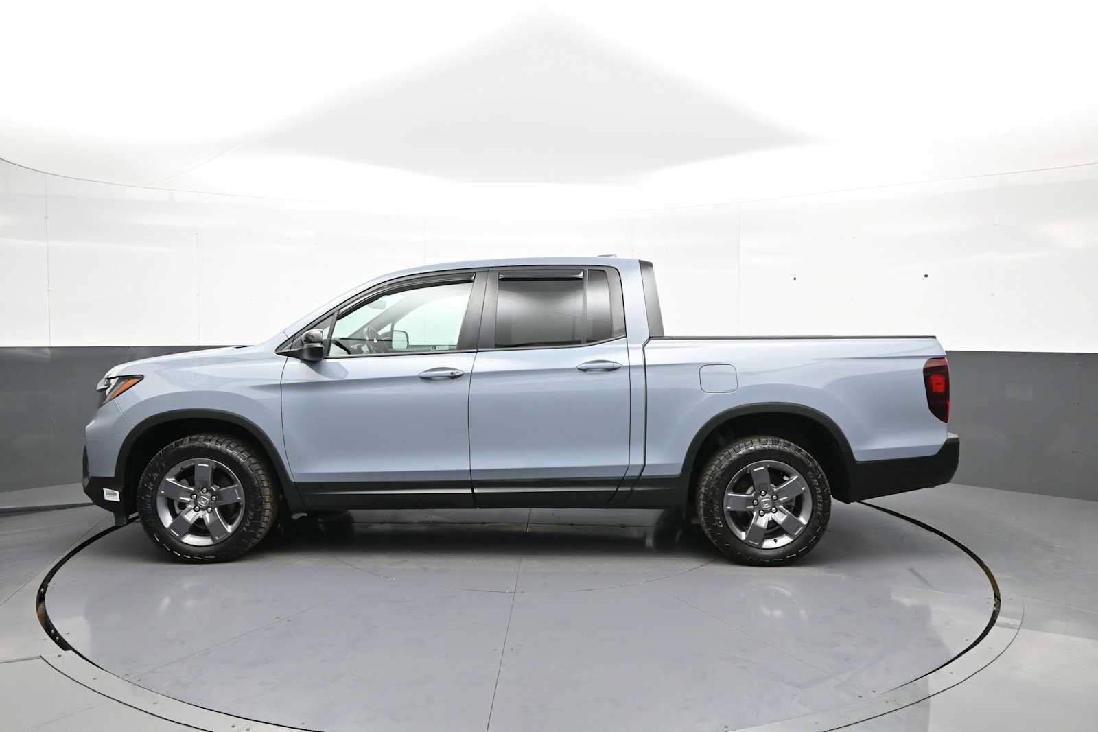 Certified 2024 Honda Ridgeline TrailSport image 8
