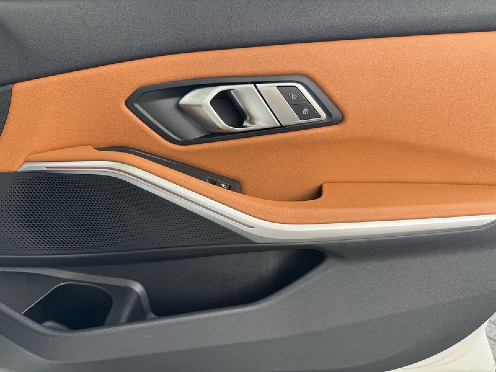 Used 2023 BMW M340i xDrive image 25